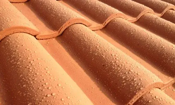 Hydrofuge de toiture — FRANCE FACADE, façadier en Île-de-France
