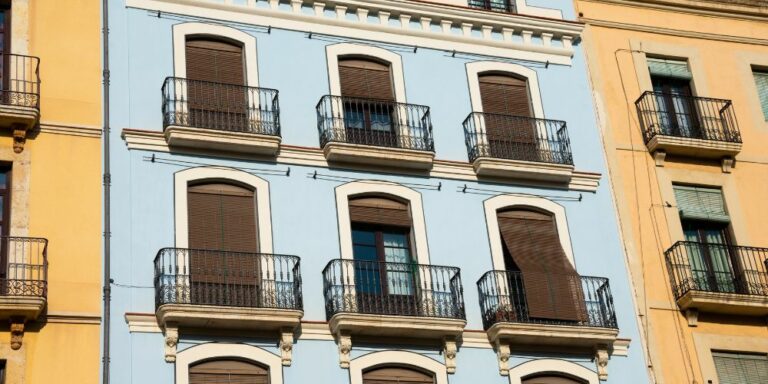 Rénovation et sécurité des garde-corps de balcon en façade